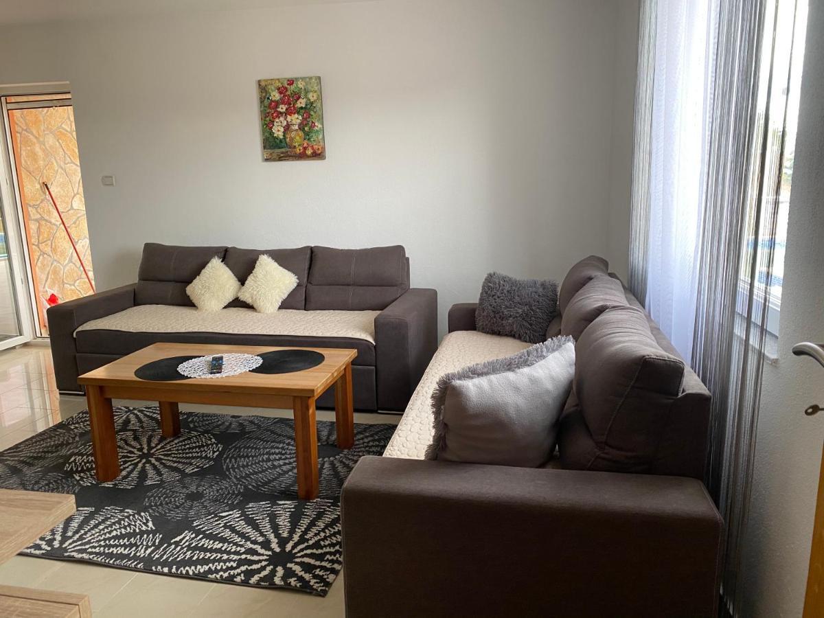 Holiday Home Cerim تروغير المظهر الخارجي الصورة