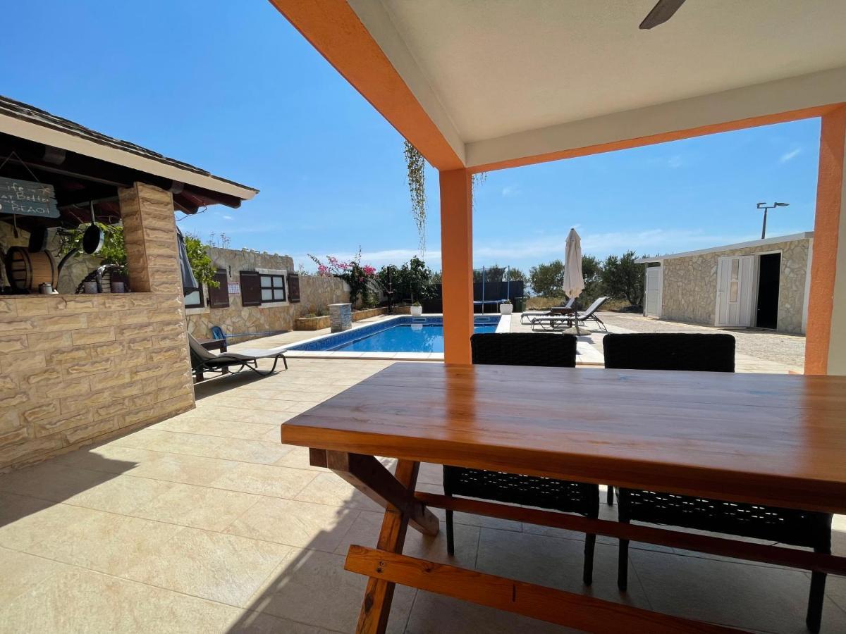 Holiday Home Cerim تروغير المظهر الخارجي الصورة