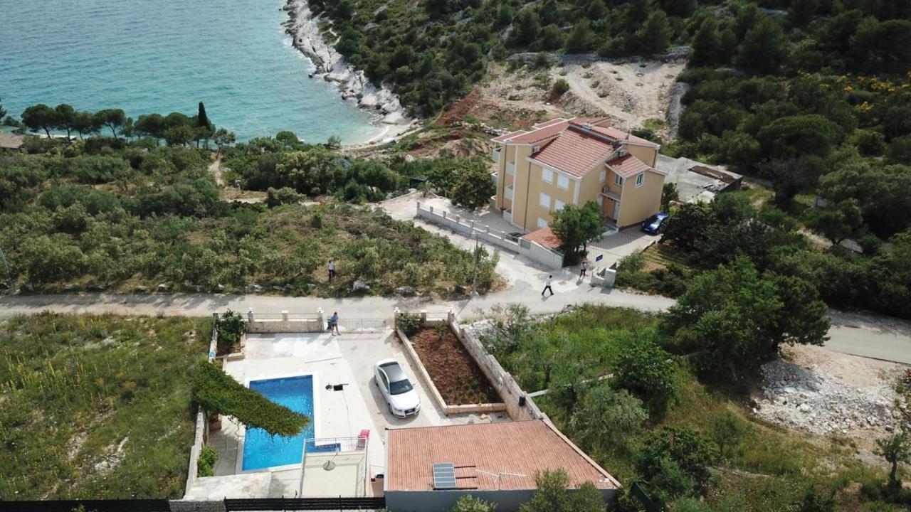 Holiday Home Cerim تروغير المظهر الخارجي الصورة